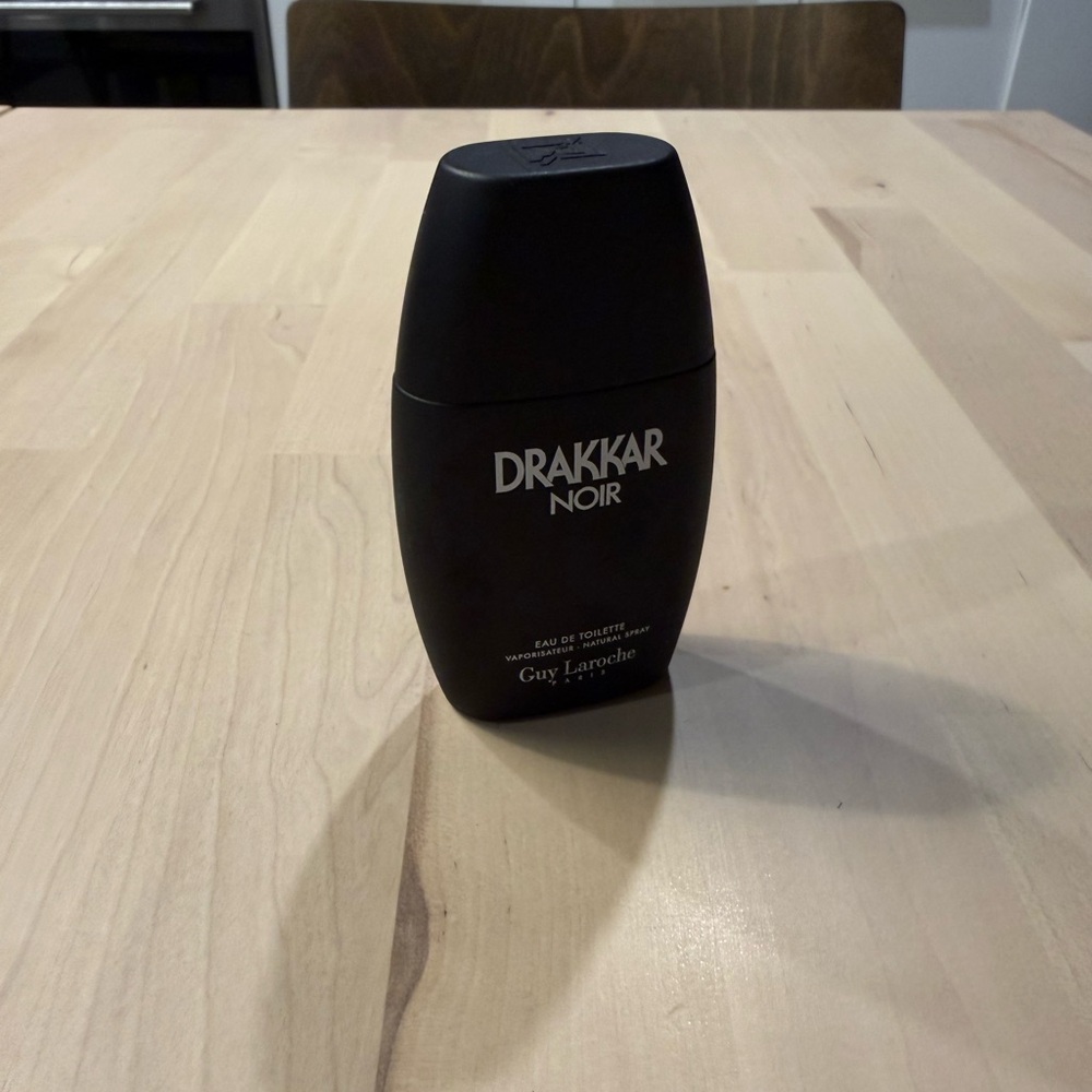 Guy Laroche Drakkar Noir Black Bottle